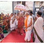 The Jagadguru blessing everyone at the Sri Ardhanardhishwara Temple The Jagadguru blessing everyone at the Sri Ardhanardhishwara Temple